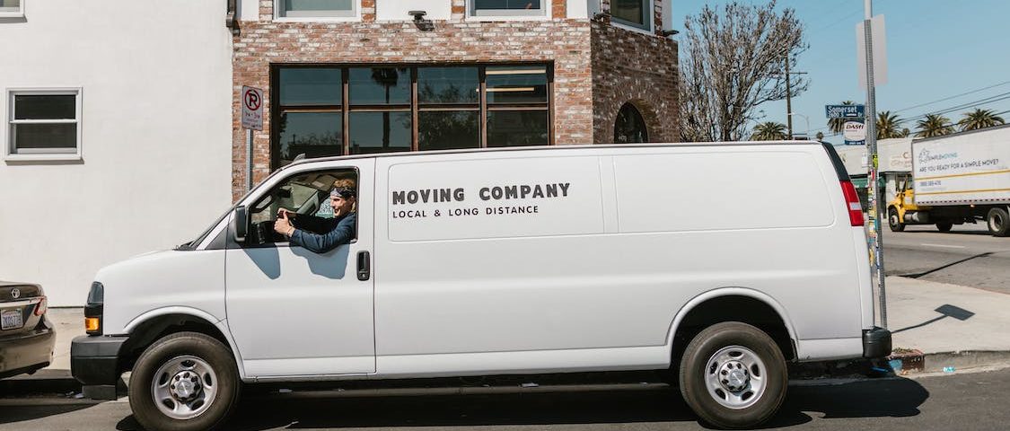 a local and long-distance moving company van